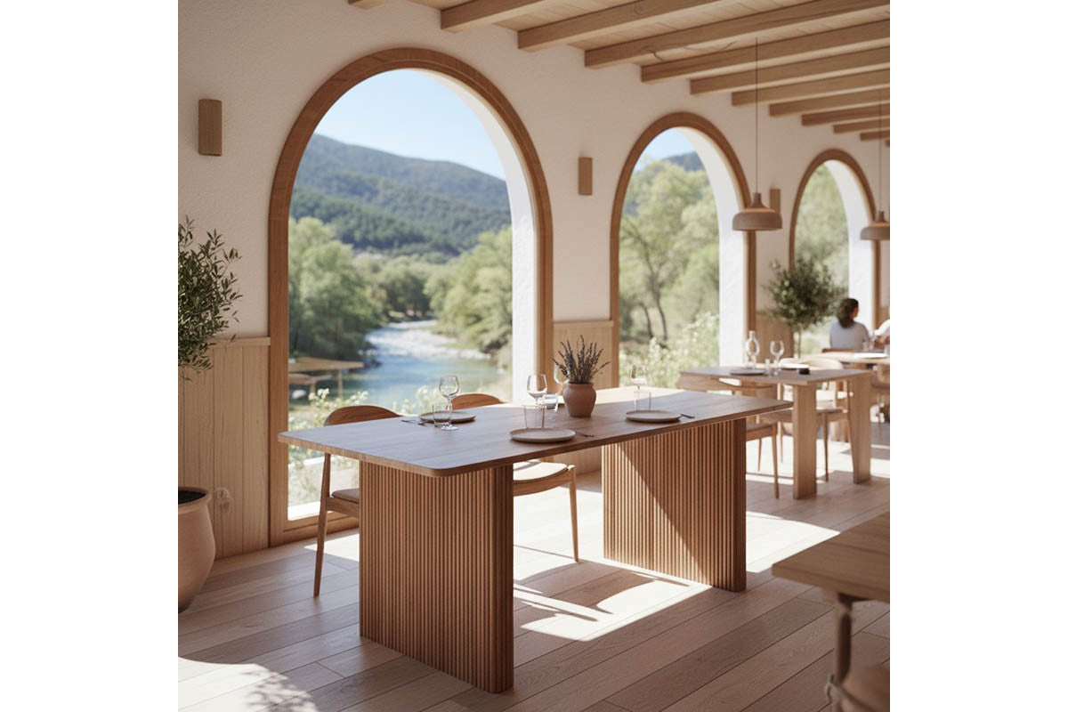 Трапезна маса от масивно дърво за 6 души