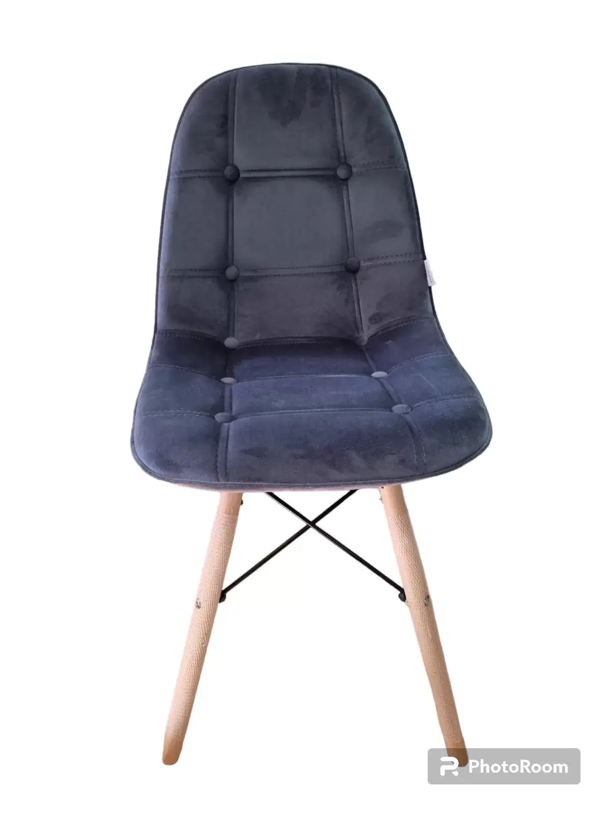 Трапезен стол Таня бежово кадифе