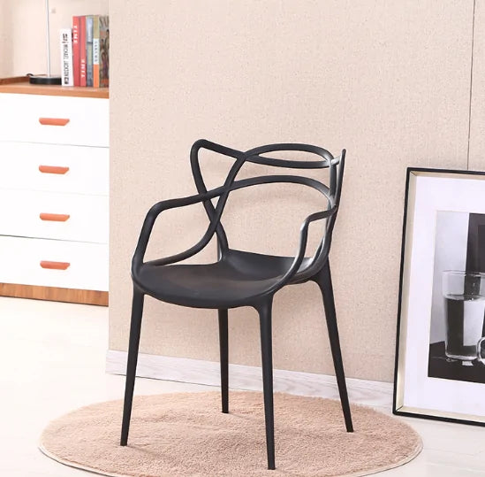 Трапезен стол Виена 15 цвята черен цвят