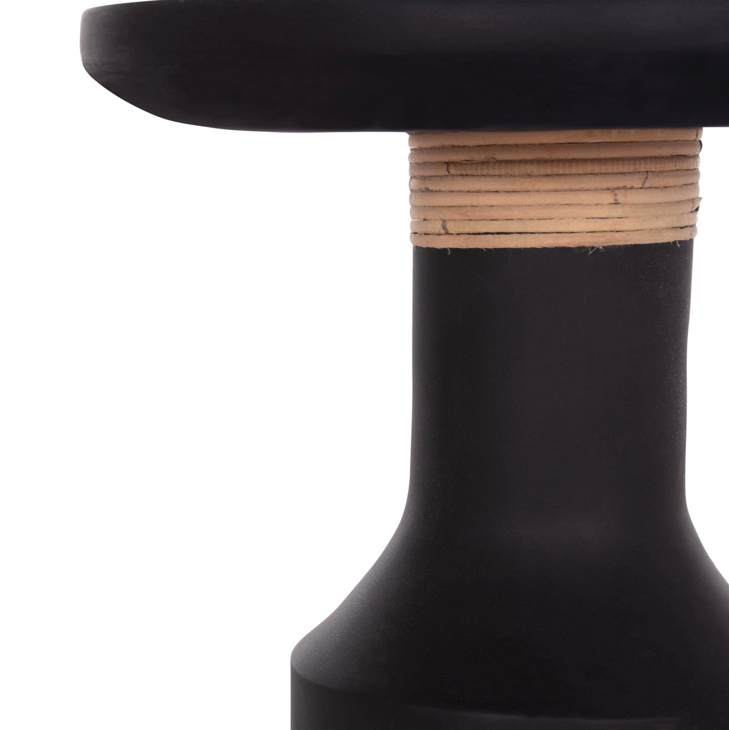 Помощна маса Тred фибро цимент черен-естествен ратан--φ40x61cm.