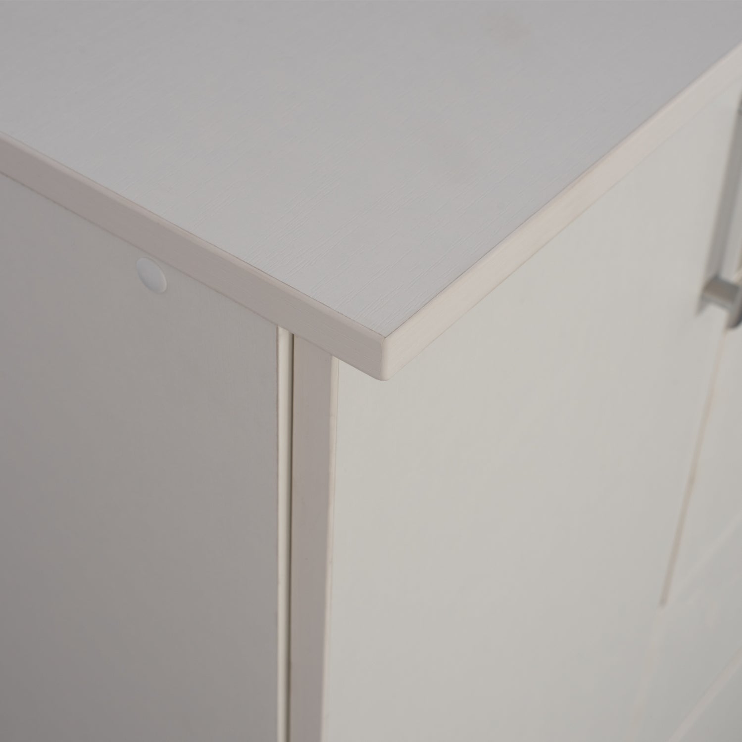 Бюфет ADLER бял цвят -120x45x85см