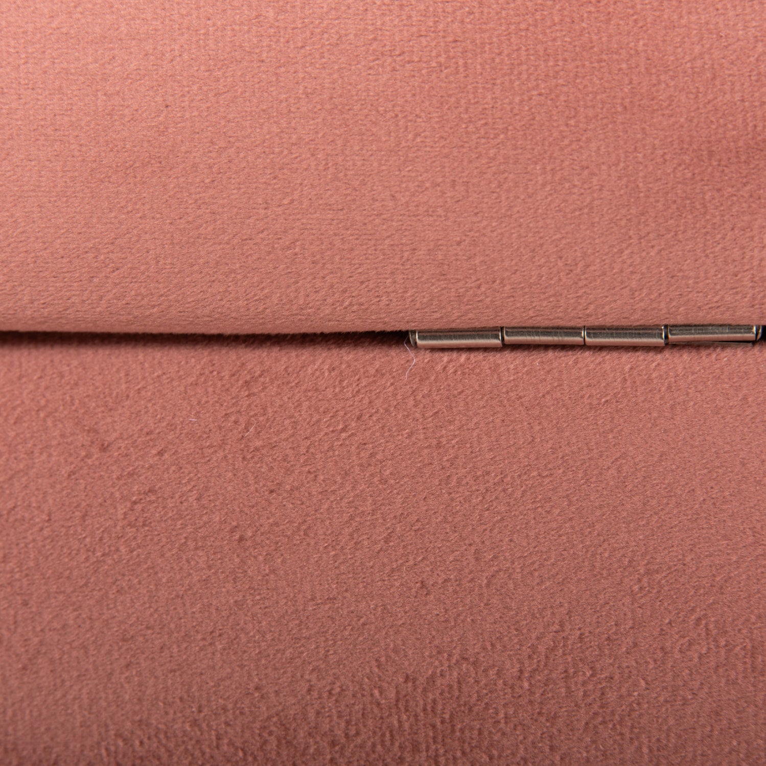 Табуретка-куфар с място за съхранение, цвят пънк, изгнила ябълка, кадифе, 90x50x52см