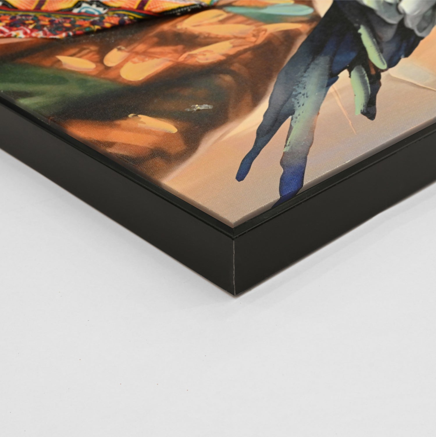 Картина ONNANOKO с черна рамка 82x4.5x82cm.