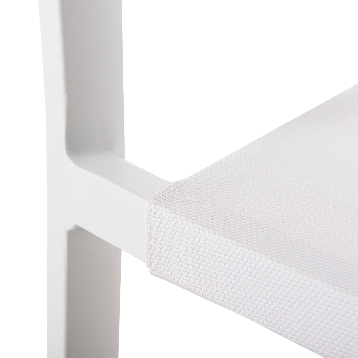 Кресло MIRI алуминий цвят бял-бежов ратан 57x63x82