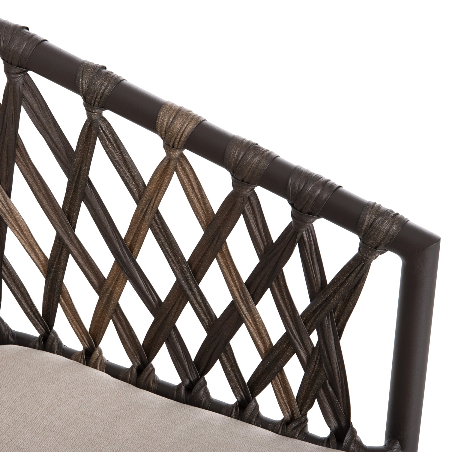 Алуминиево кресло BOLLY кафяво-синтетичен ратан кафяво-бежови възглавници 58.5x67x86см