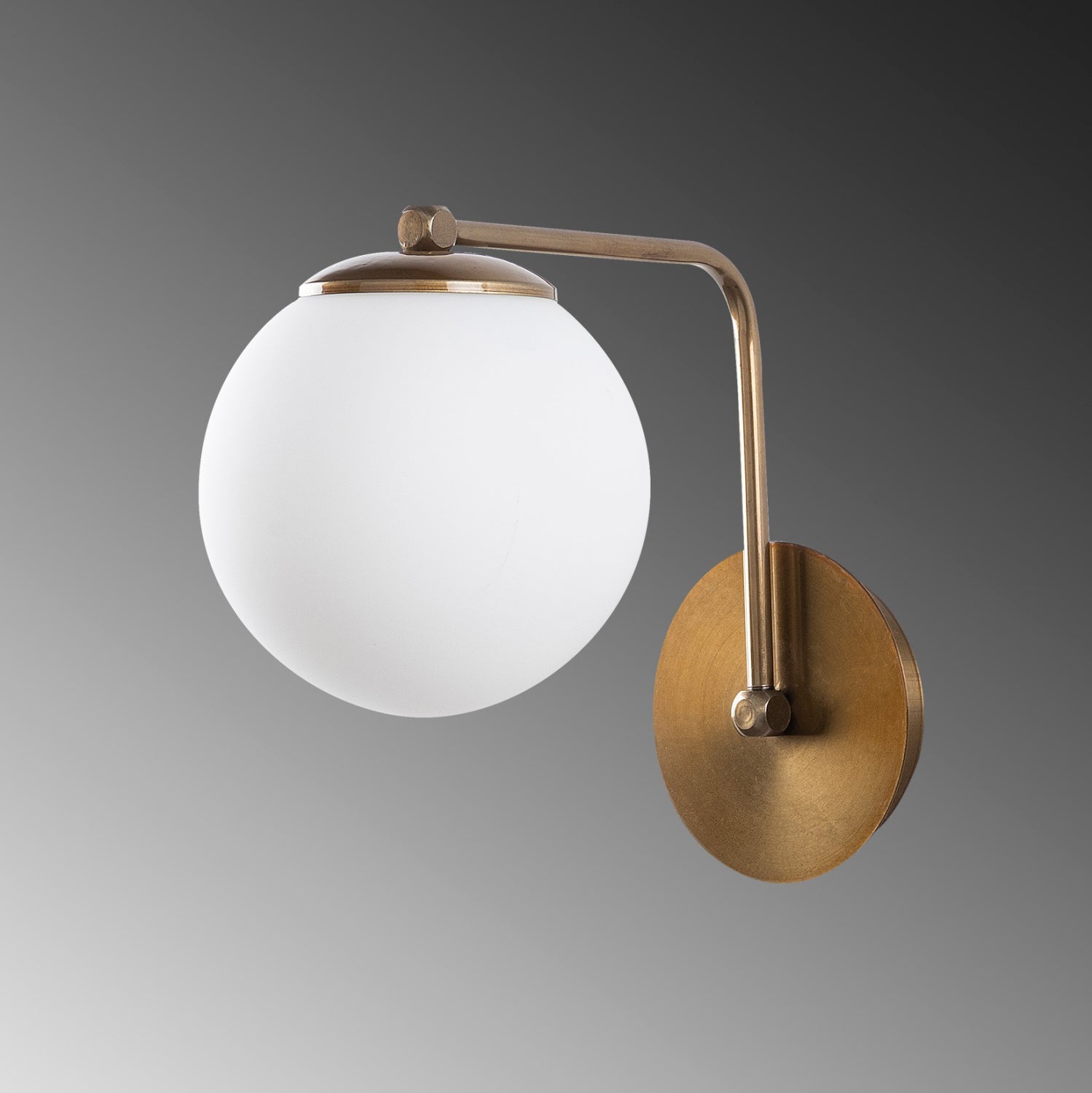 Метална стенна лампа златиста 15x26x22 см