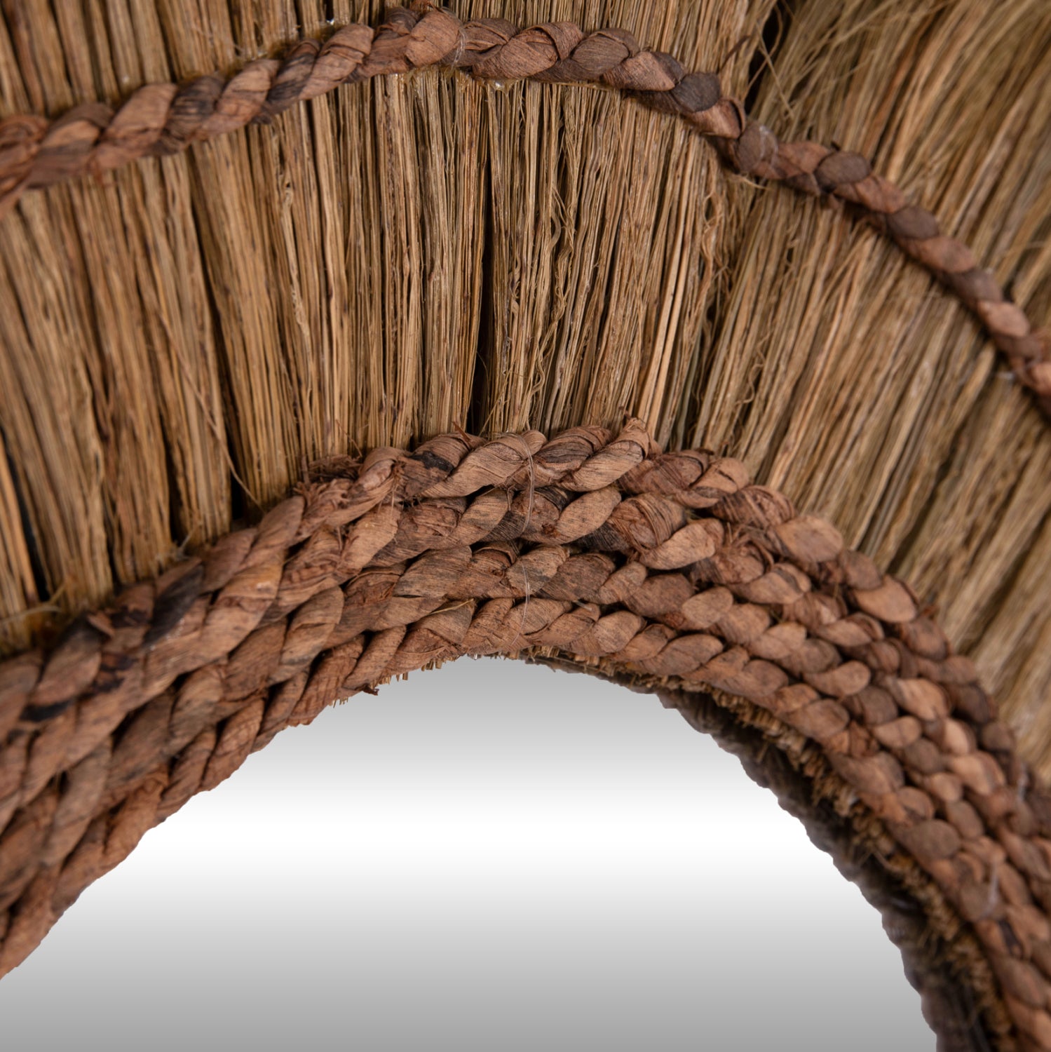 Огледало с рамка от бананова кора φ130 -натурал