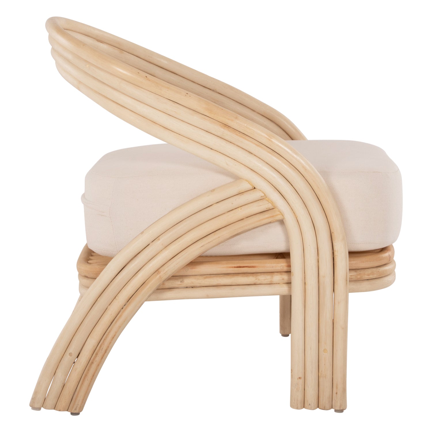 Фотьойл Donita от естествен ратан с бяла възглавница 67x74x78см