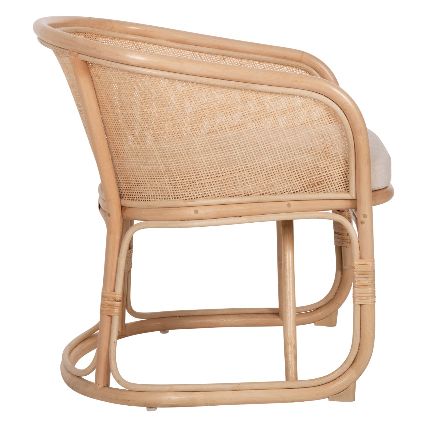 Фотьойл Kiko от ратан в естествен цвят - бяла възглавница 61x71x76см