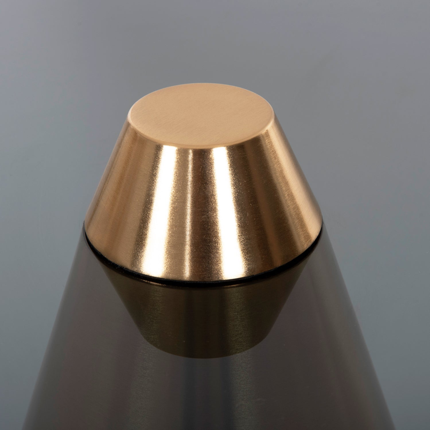 Комплект холни маси 2 бр REBEN златист метал-стъкло черен цвят Φ80 и Φ60 см