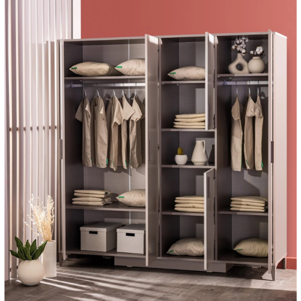 Четирикрилен детски гардероб RIGA