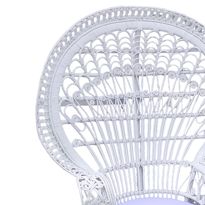 Фотьойл dorothy с бяла възглавница-бял ратан 115x53x147см