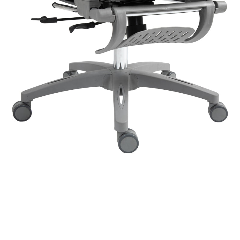 Работен стол мениджър Zenyk мрежа в черен и бял цвят 63x70x126см