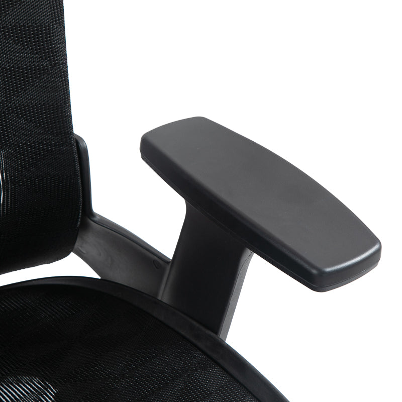 Работен стол мениджър Mergi черна мрежа 62x63x120см