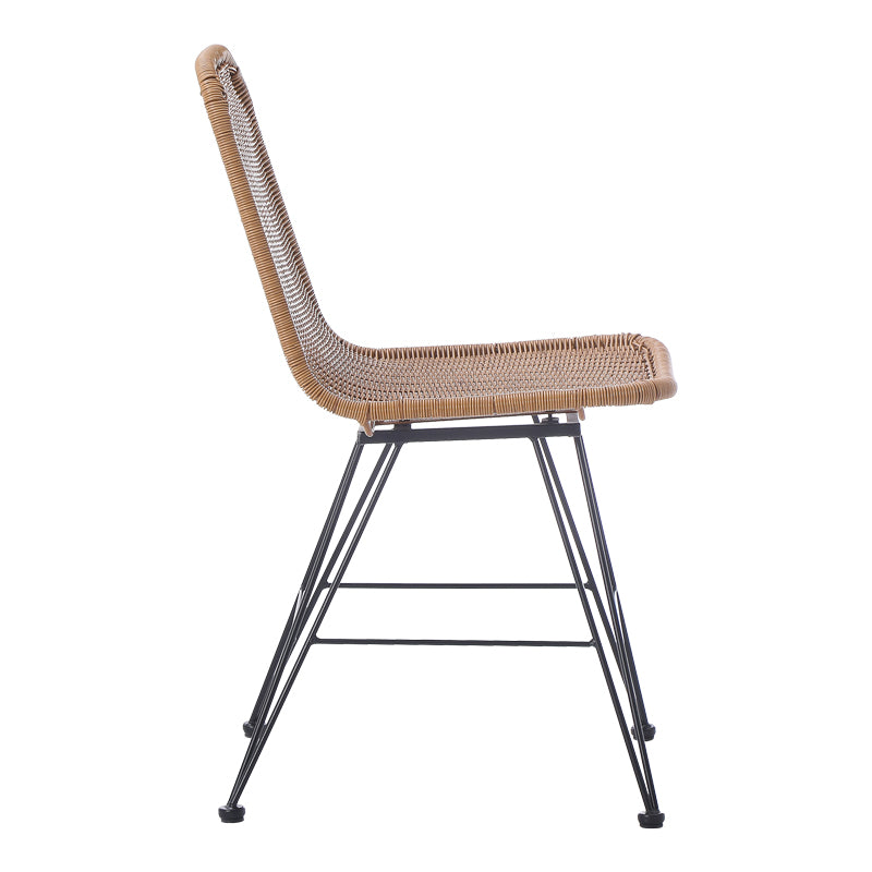 Ратанов стол Pamela в естествен нюанс и черни метални крака 44x58x82см