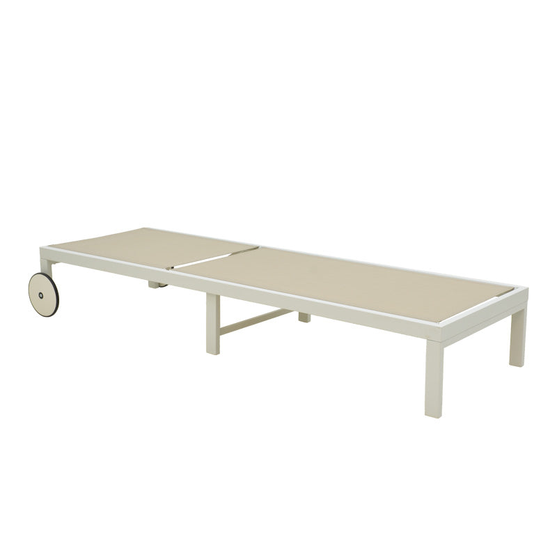 Шезлонг Mailo бял алуминий и текстил в бежов нюанс 71x206x30см