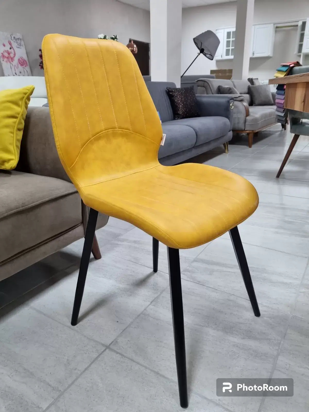 Трапезен стол Айвън PU кожа жълт 3=4