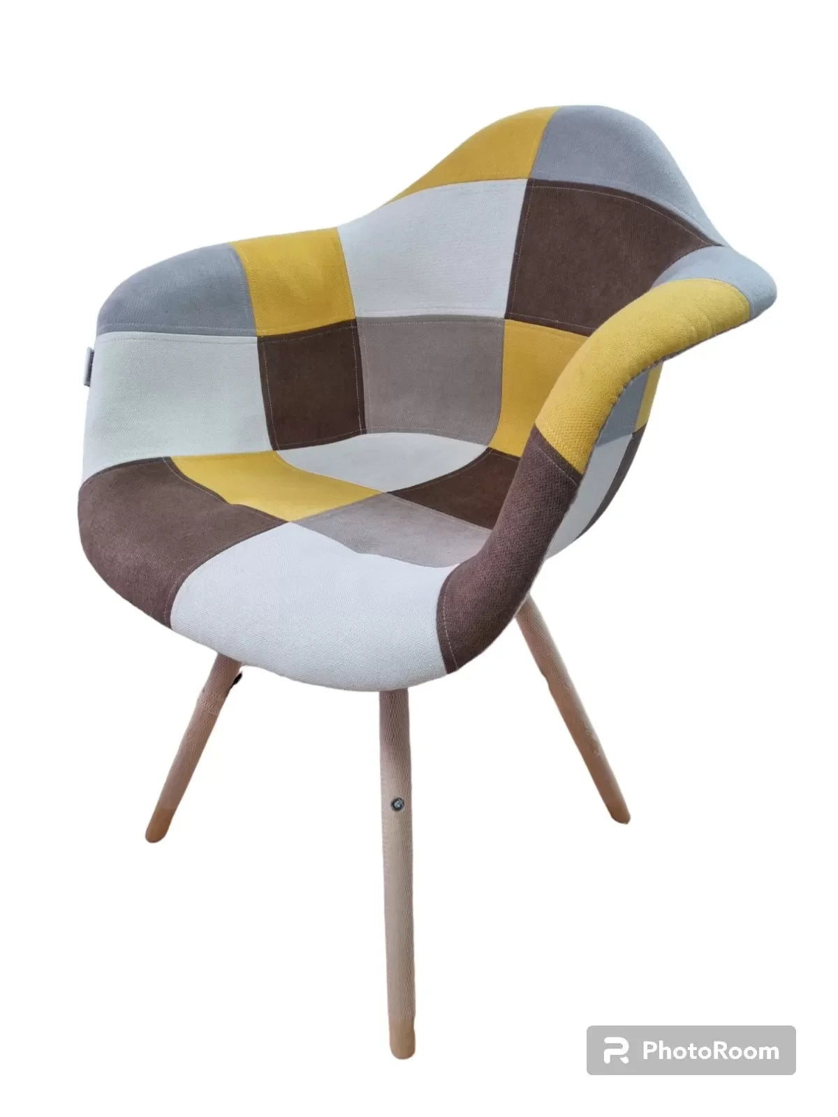 Стол Тея жълт-кафяви кръпки пачуърк