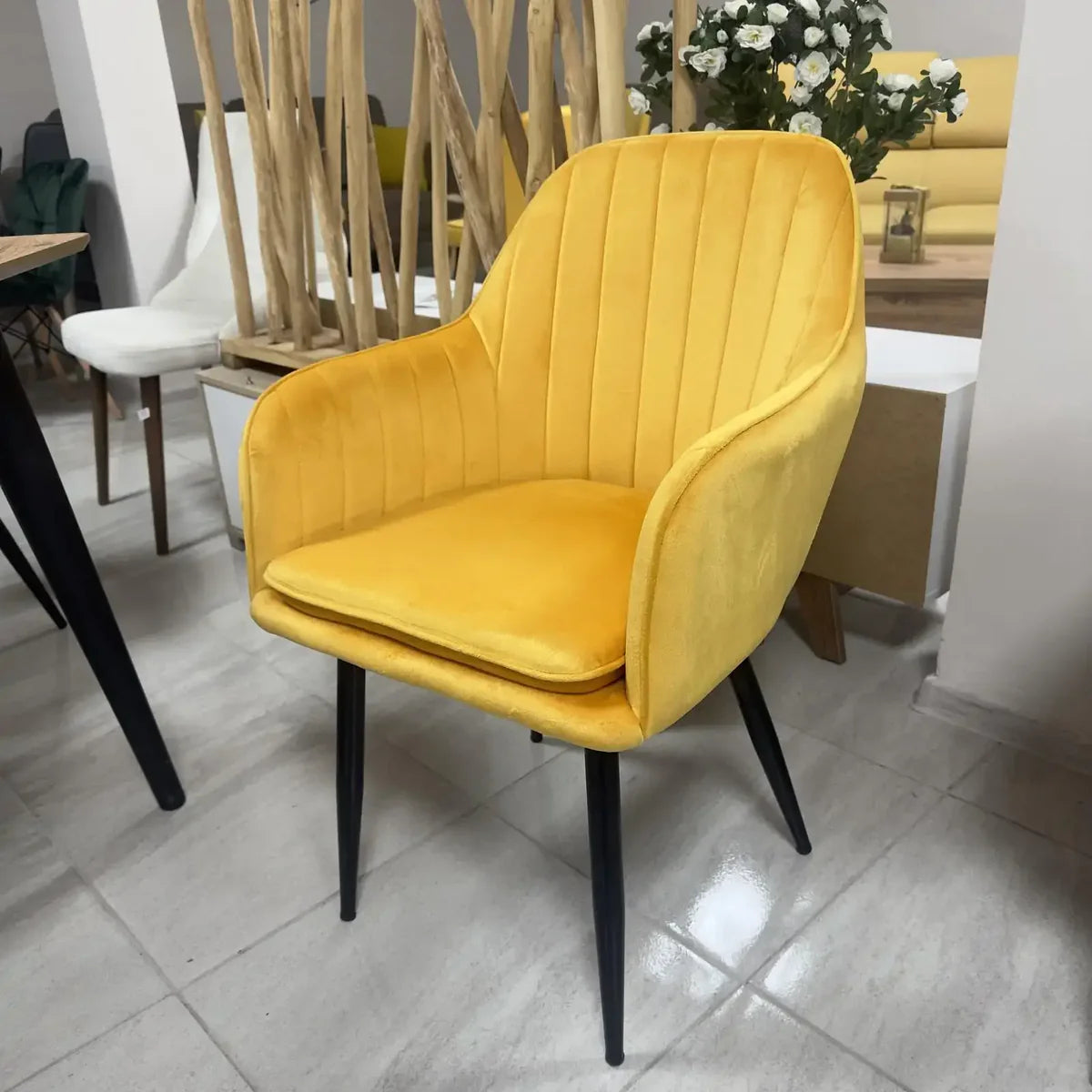 Трапезен стол ВМ313 -жълто кадифе Комплект 4 броя