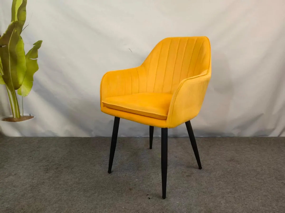 Трапезен стол ВМ313 – кадифе цвят старо злато 3=4