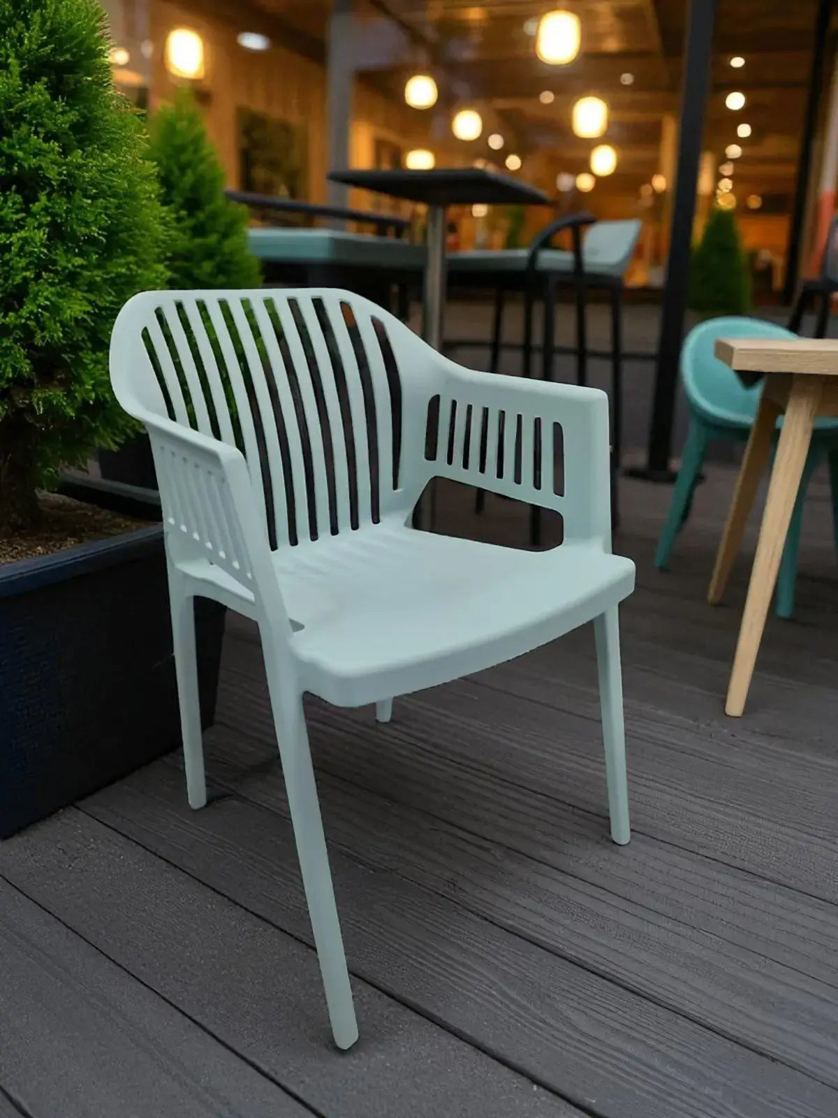 Стол Лукас полипропилен-резеда