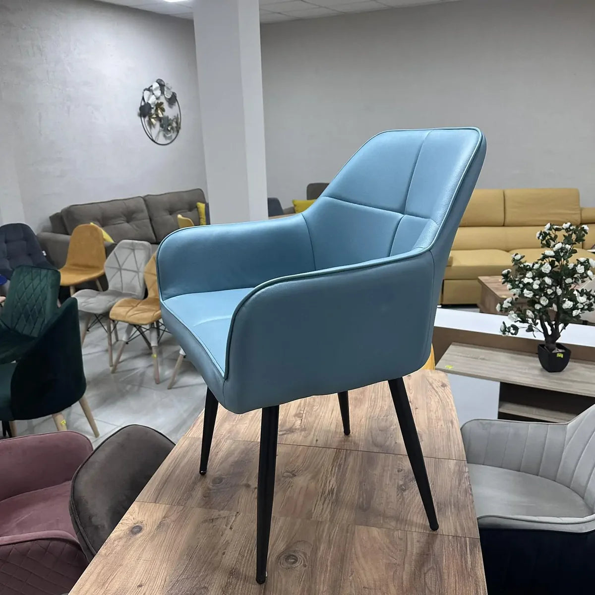 Трапезен стол Деко модерен текстил в бежов цвят Комплект 4 броя