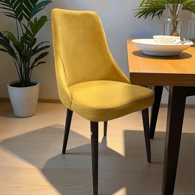 Трапезен стол Valencia S жълт цвят