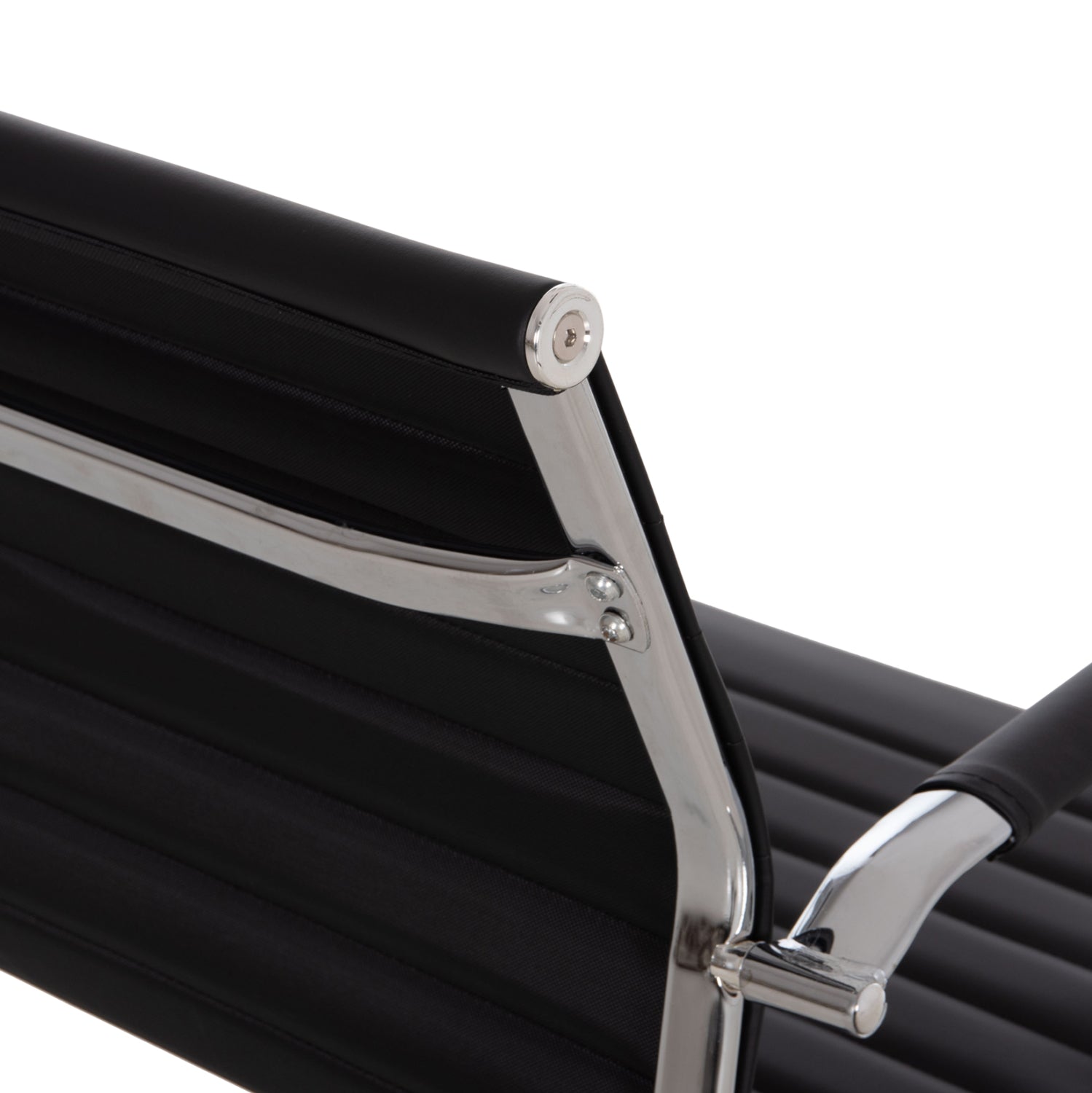 Посетителски стол  BOSS с подлакътник черен PU 54x56x87см.