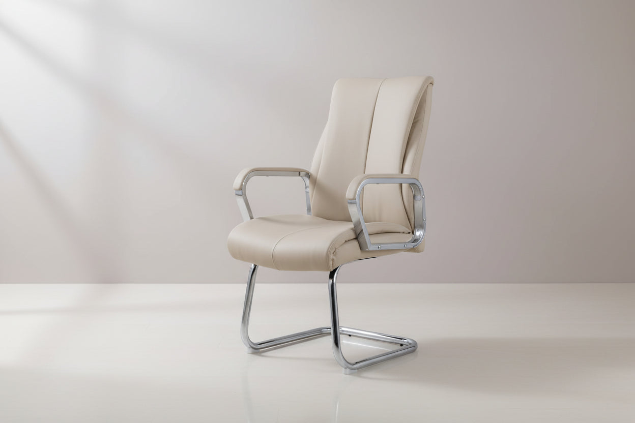 Посетителски стол SHASHI цвят екрю 59,5x72x104см