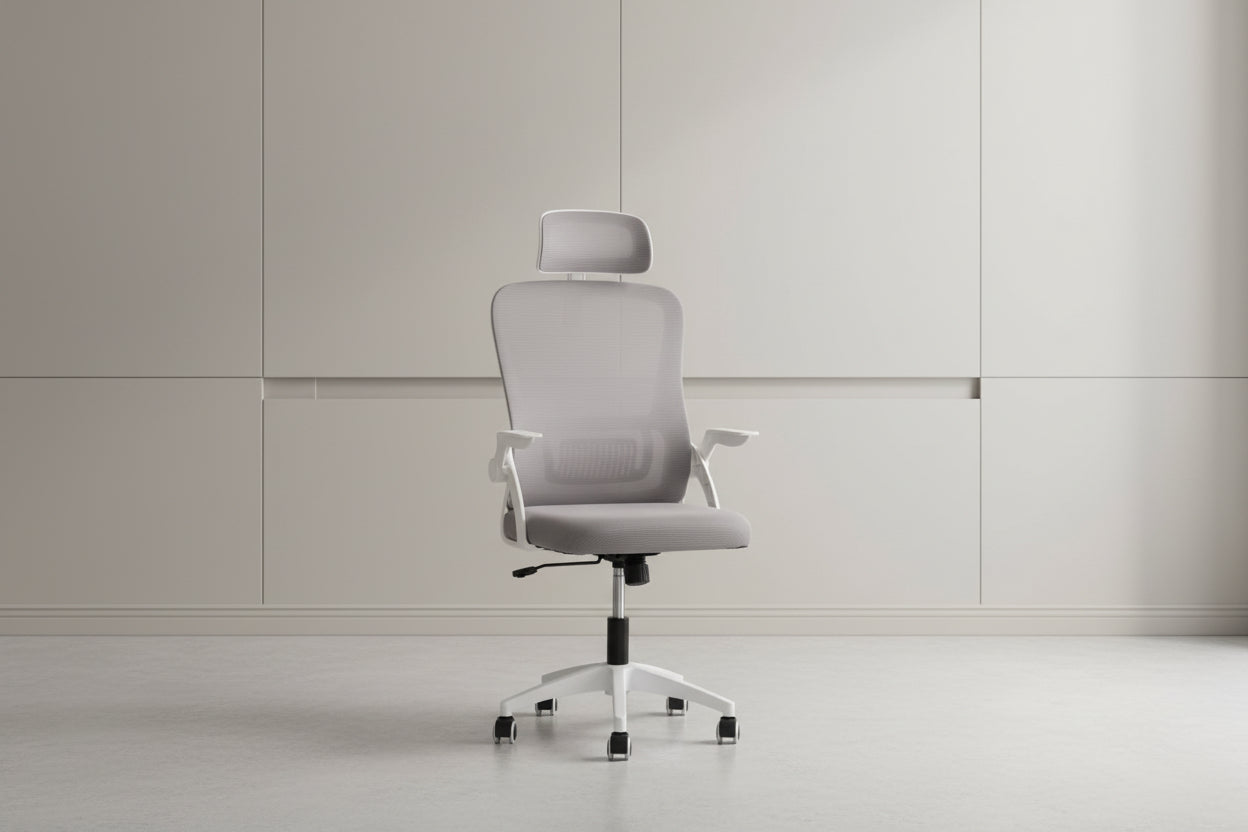 Офис стол Blazer - Сиво-бял, найлонова рамка 60.5x47x85.5см