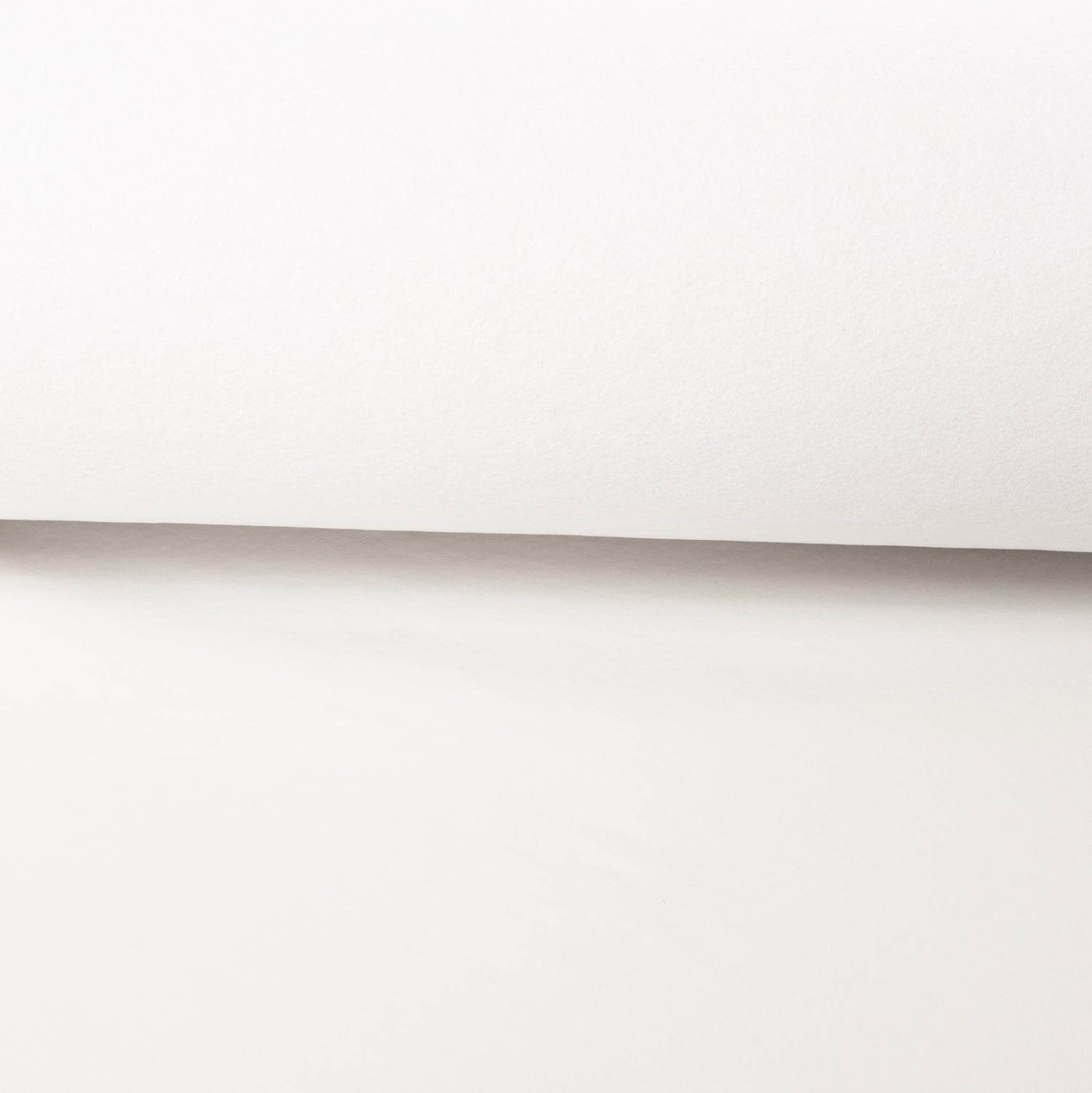 Еко кожа на метърбял цвят