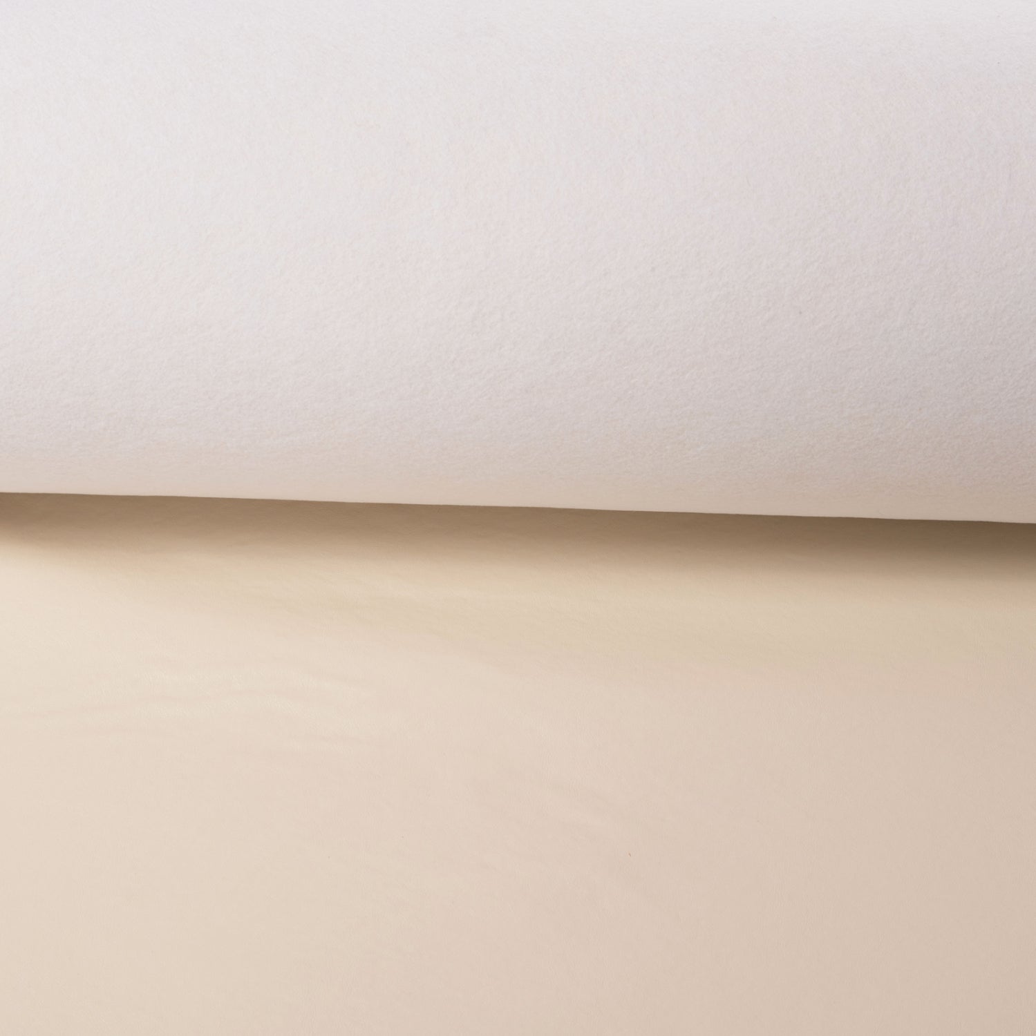 Еко кожа на метърбежов цвят