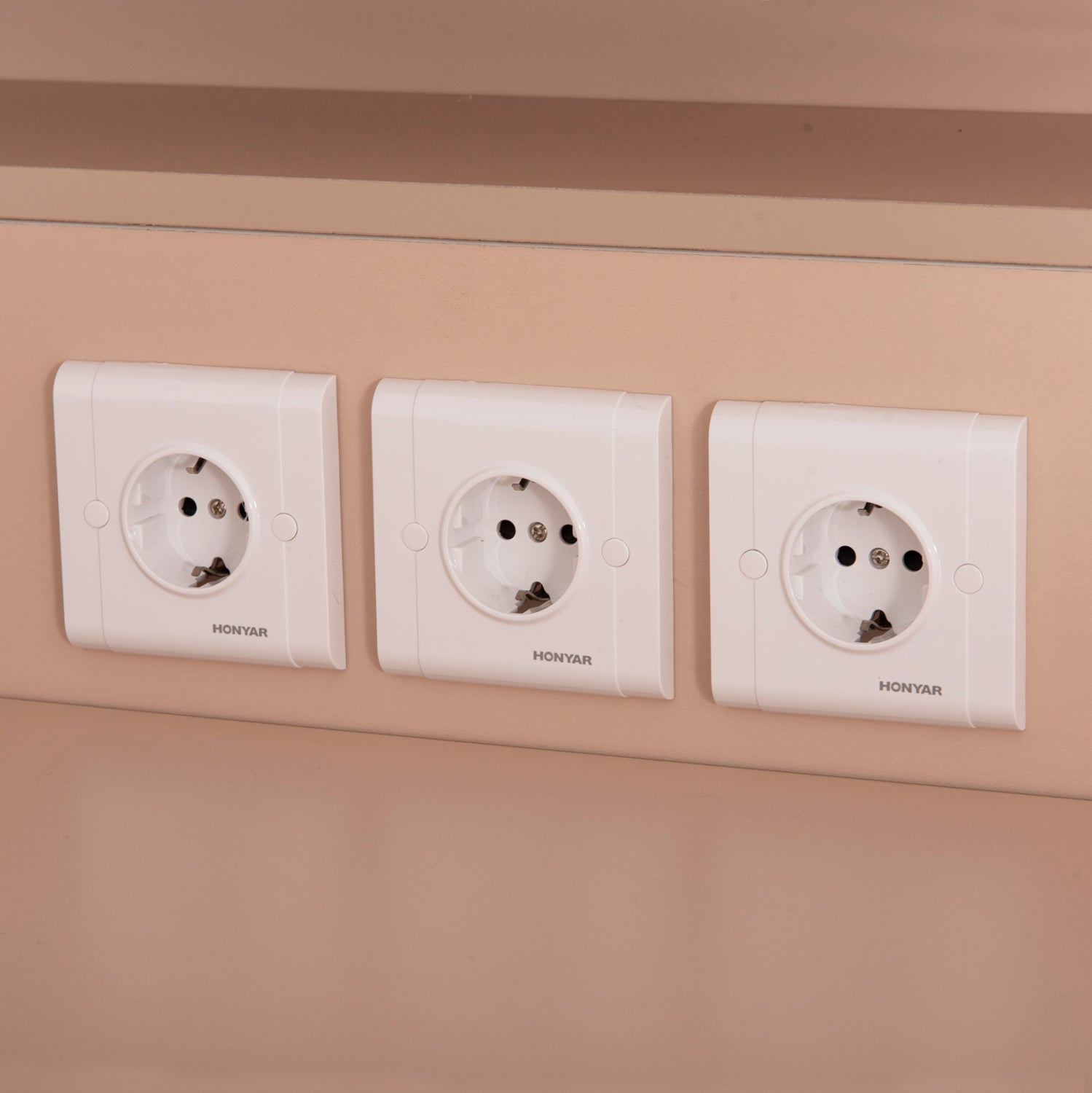 Рецепция  DALTON  цвят сонома-бежов 240x80x106см