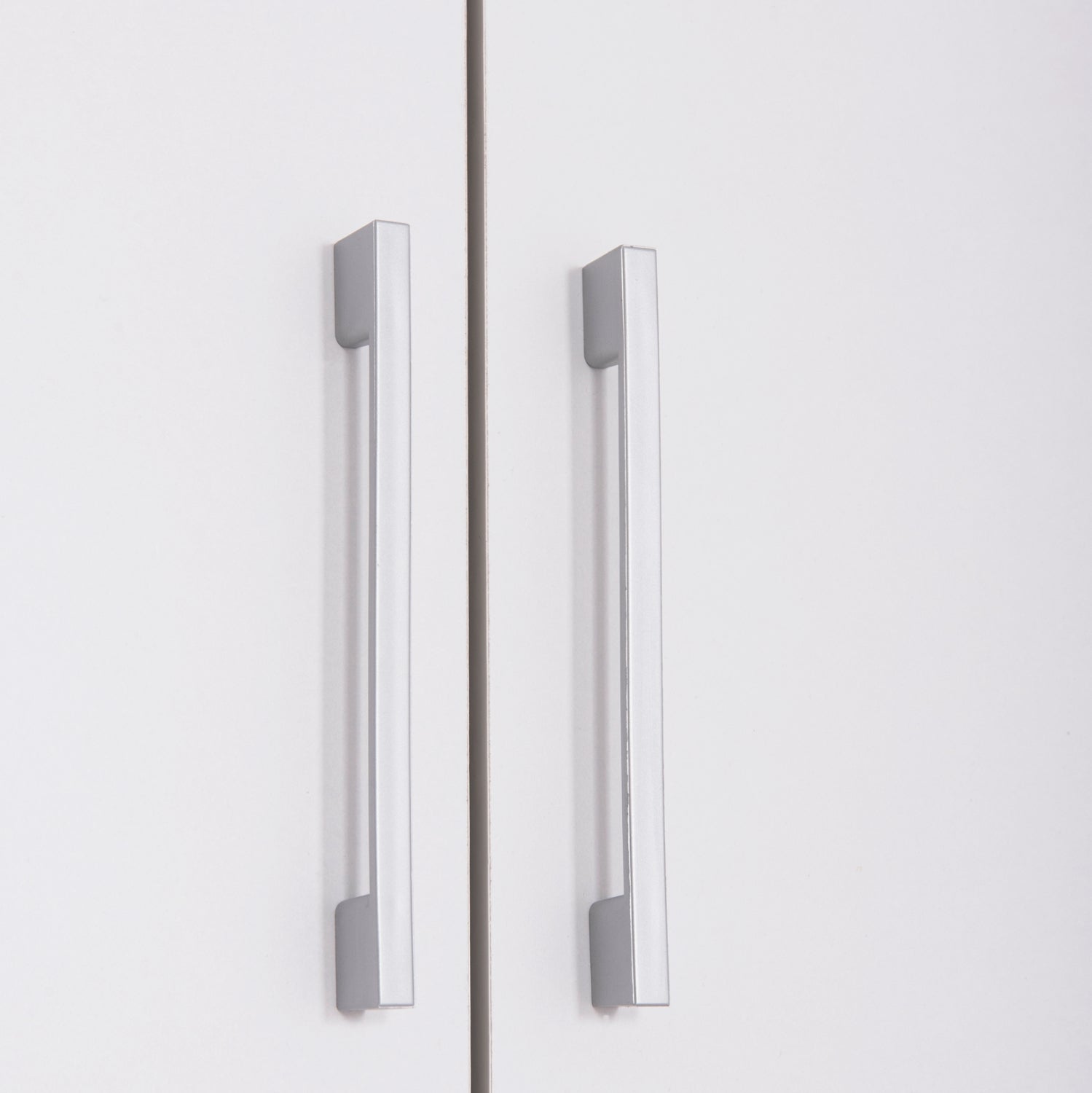 Шкаф за обувки CLUSE  бял цвят 60Χ36,5Χ186,5см