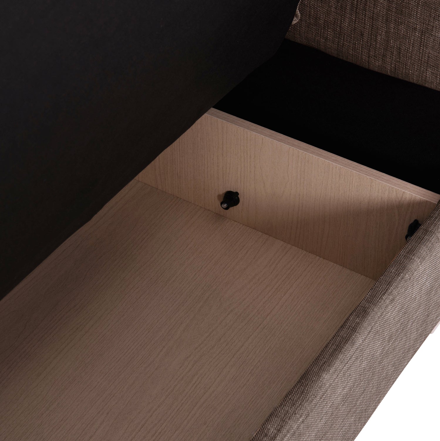 Диванбежов цвят