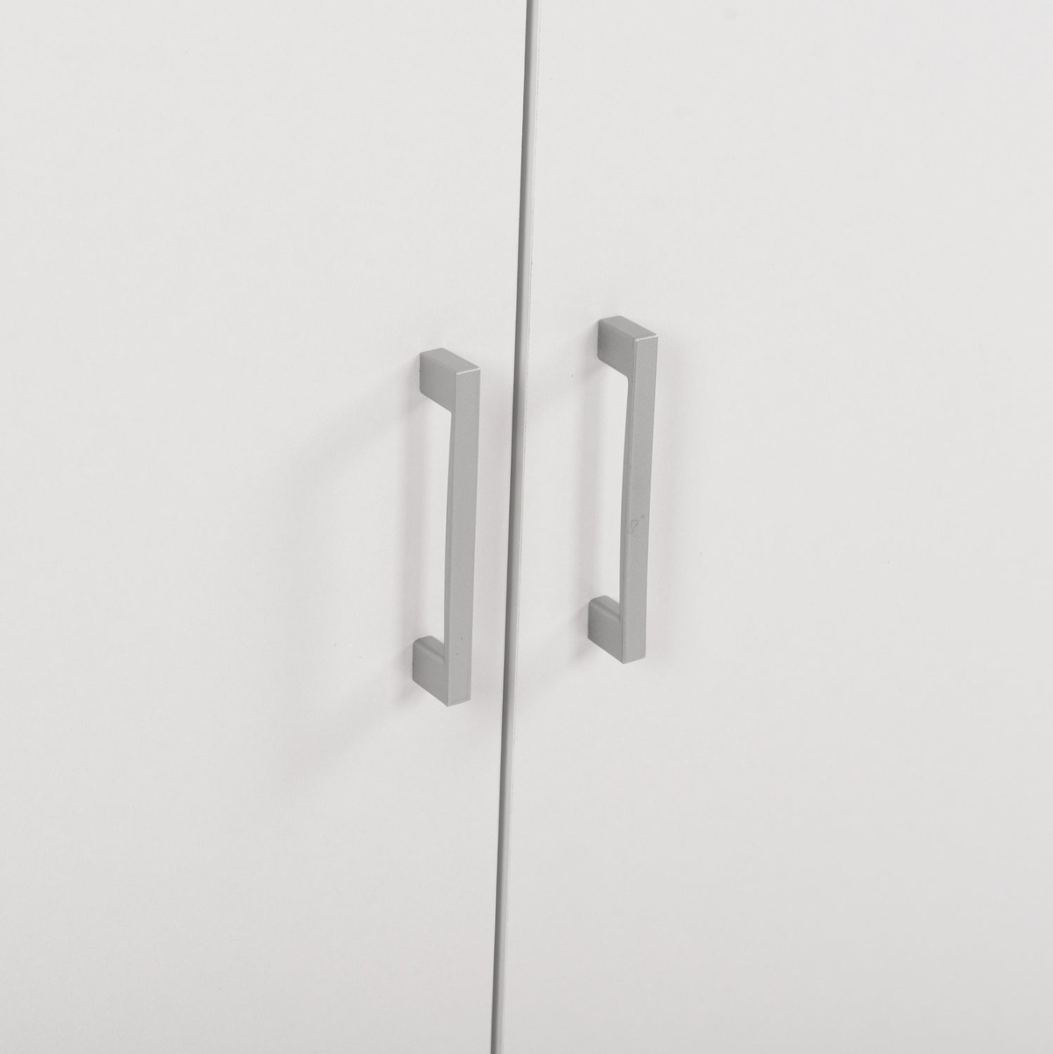 Шкаф JASLYN  бял цвят 80.2x42x60см