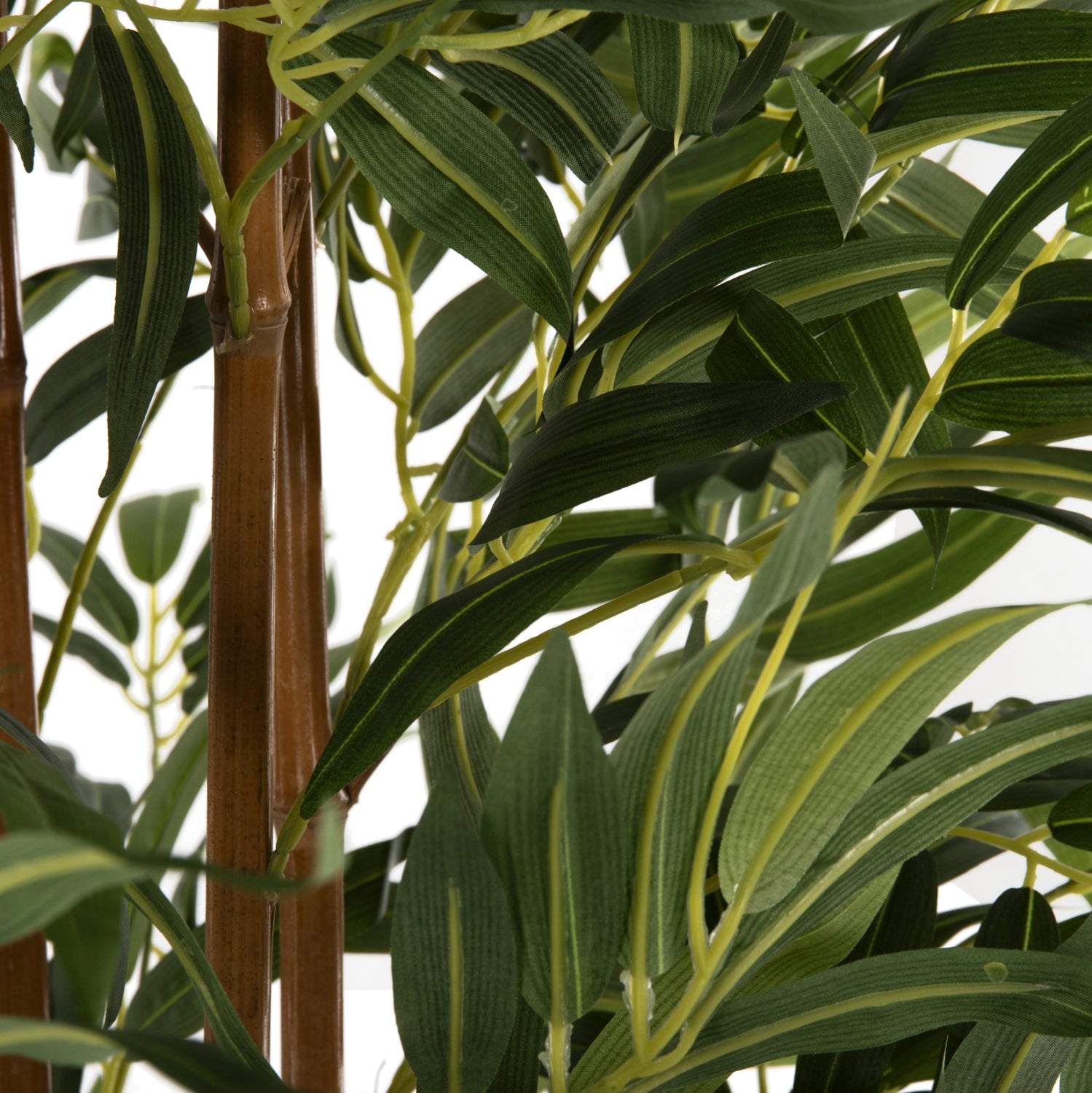 Декоративно растение от синтетичен бамбук в саксия 180см.