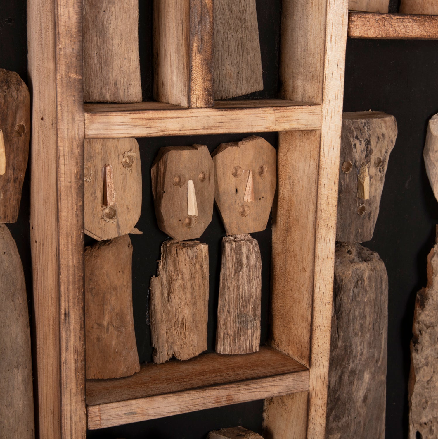 Декоративна стена MYST  фигури  60х80 -натурал