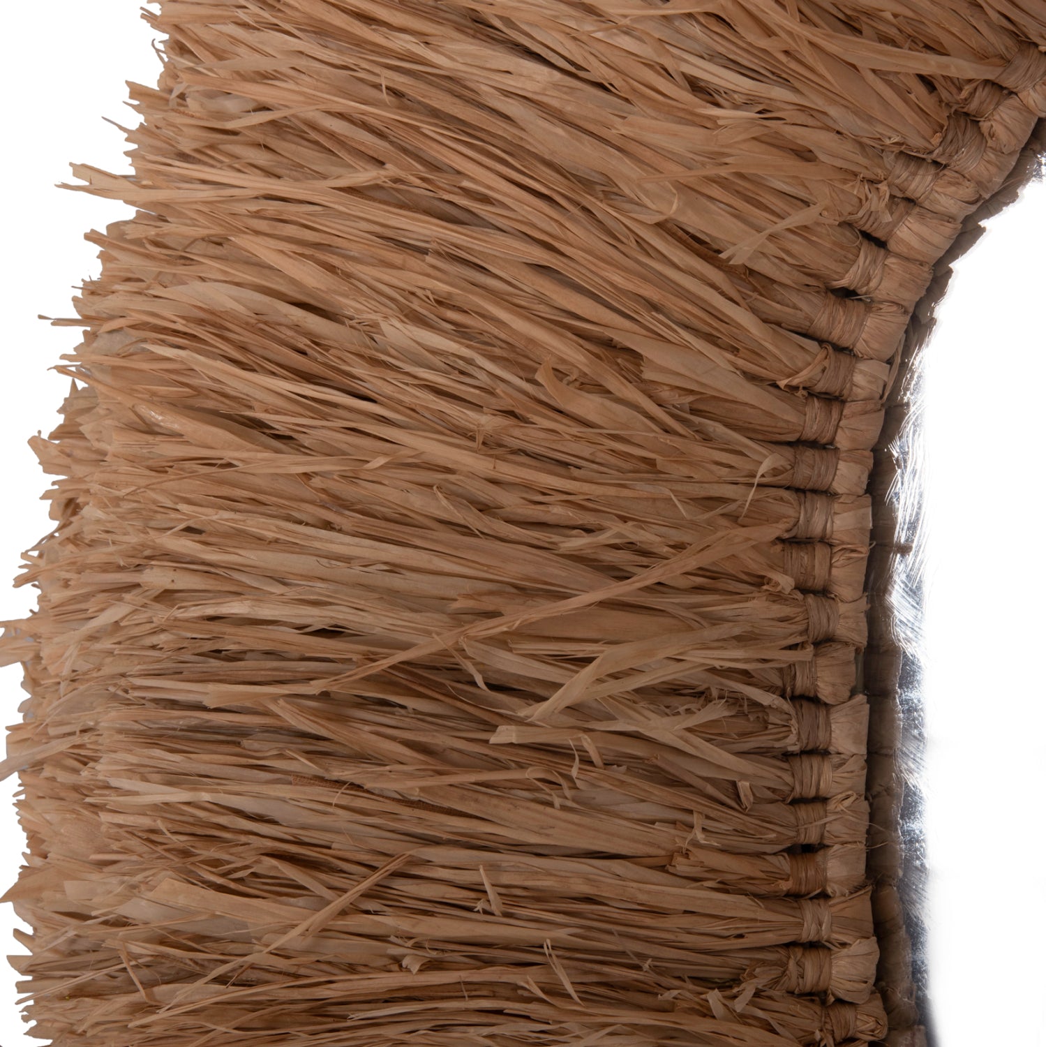 Овално стенно огледало с рамка от сизалови влакна в естествен цвят 95x60x15 (дебелина) см