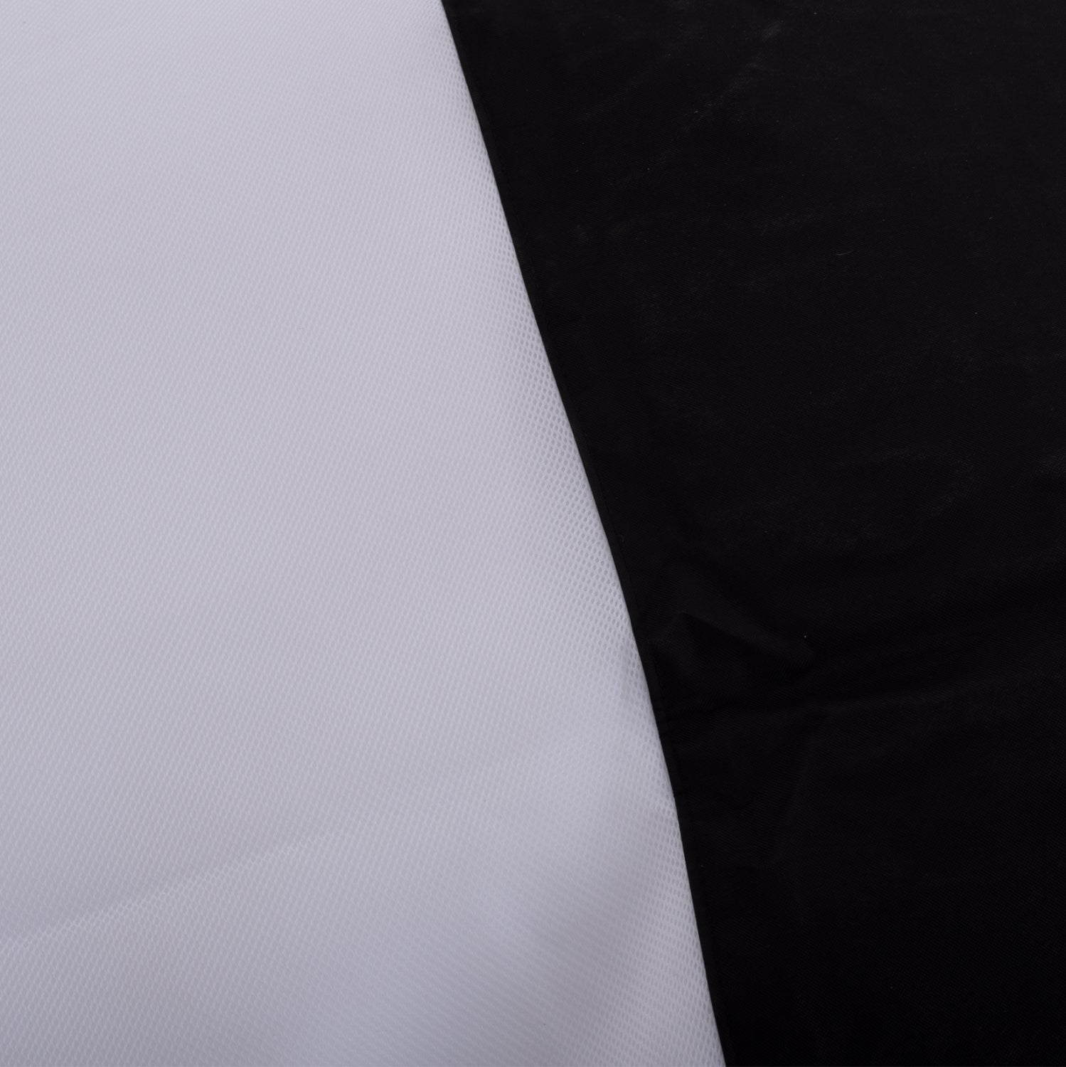 Пуф BLOOM черен цвят -125x145см