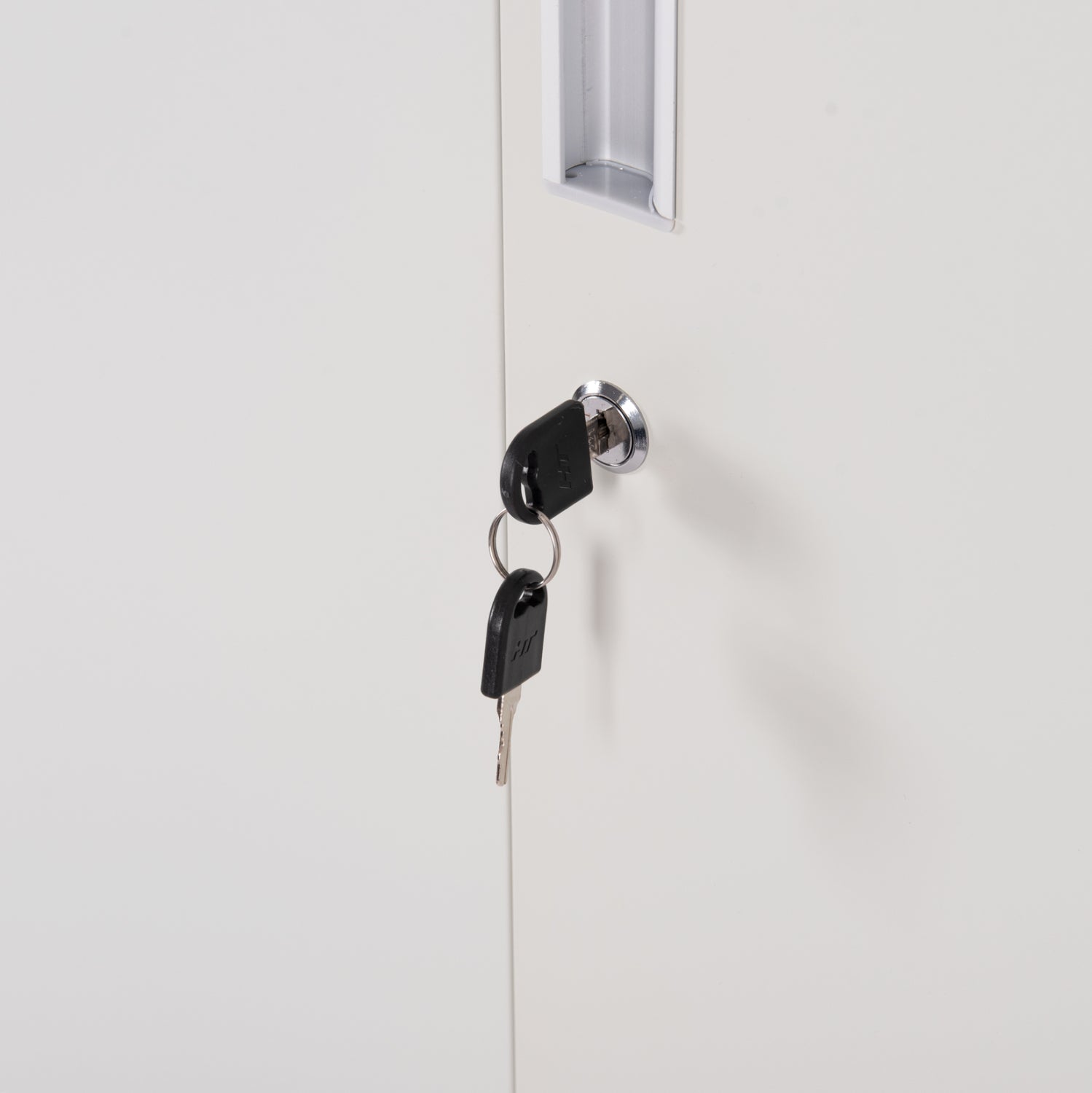 Метален гардероб  ALTONA сив цвят 90x45x185см