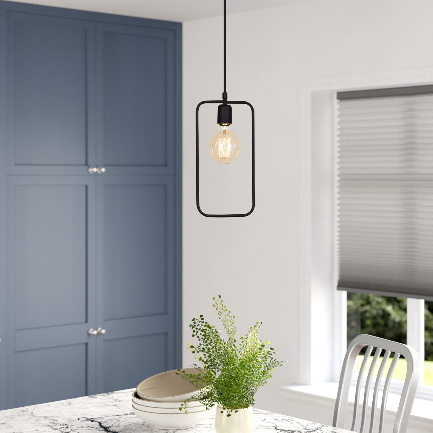 Таванна лампа 7258 черен цвят 15X6X123 см