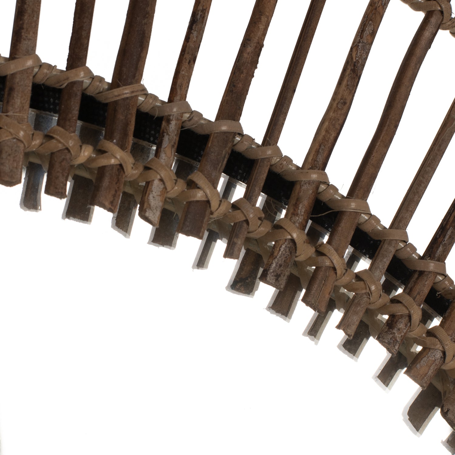 Кръгло стенно огледало с кокосови пръчици в натурален цвят 120x4x120см