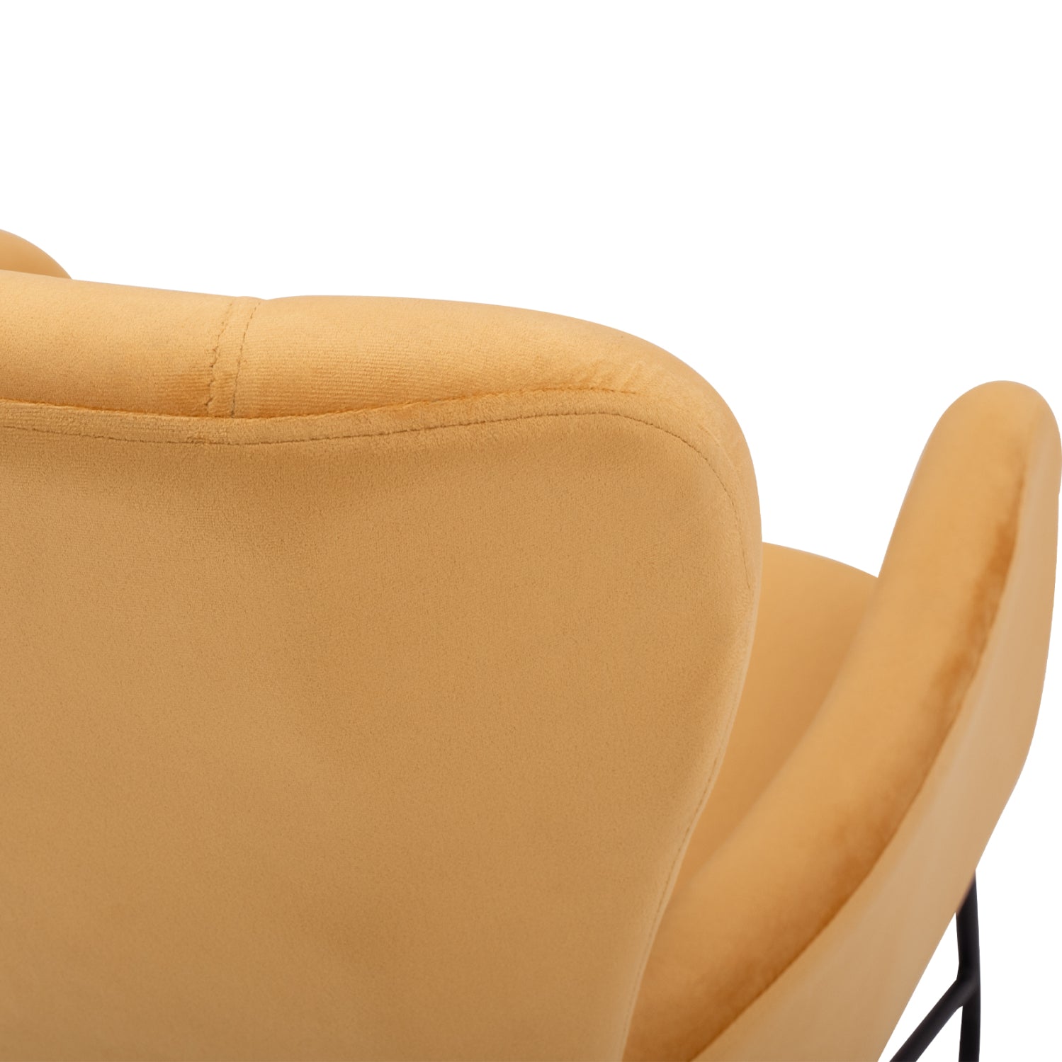 Кресло БЕРГЕР кадифе златен нюанс /черен метален крак 67x80x102 cm.