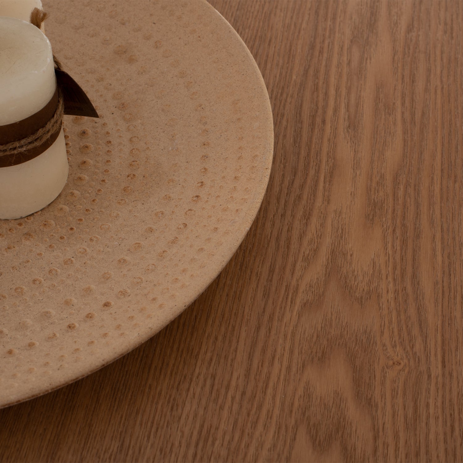 КРЪГЛА ТРАПЕЗНА МАСА С ДЪБОВА ПОКРИВКА В СТИЛ РУСТИК Φ120x75H см.