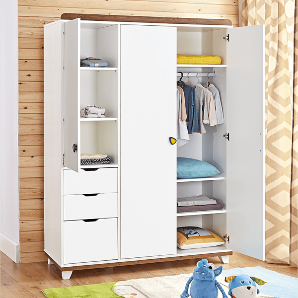 Трикрилен детски гардероб KAKULE