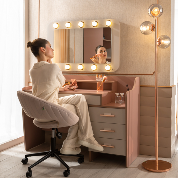 Тоалетка ESTELLA