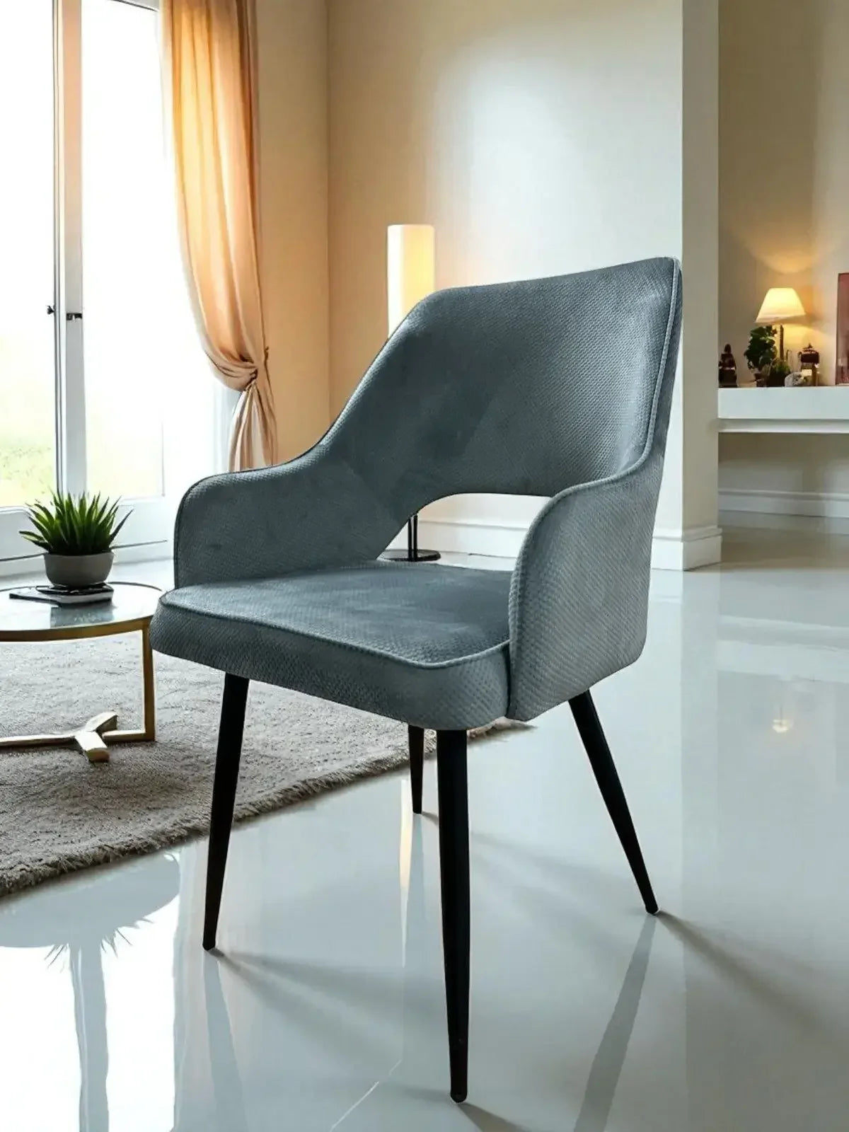 Трапезен стол Каво сива дамаска