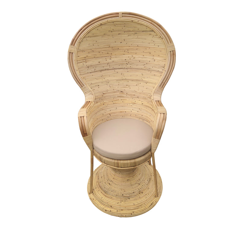 Фотьойл rea  с бежова възглавница-естествен ратан 92x75x140см