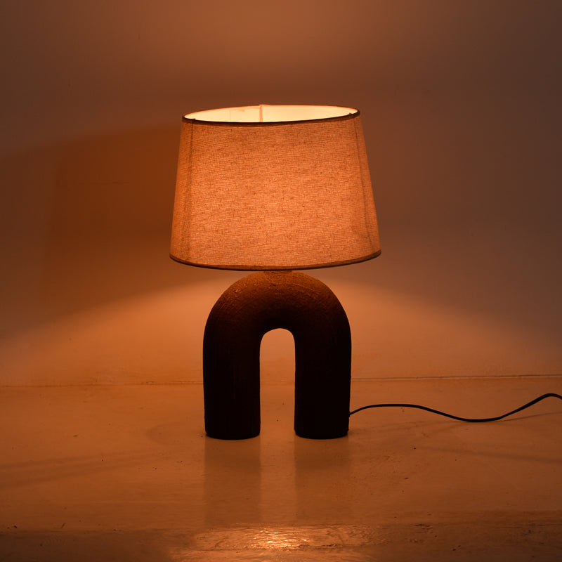 Настолна лампа archo  e27 керамична в сив антично-бежов абажур d30x45см